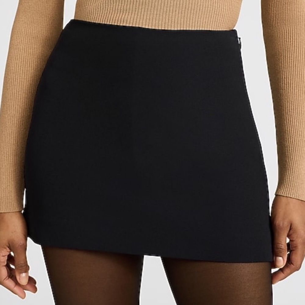 Express Editor Mini Skort